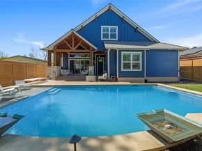 2004 Alegria RD, Austin TX 78757