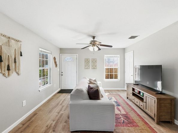 4615 Munson ST, Austin TX 78721