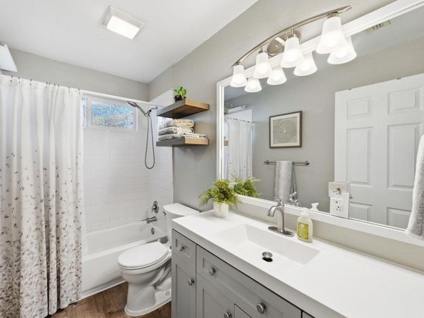 4615 Munson ST, Austin TX 78721