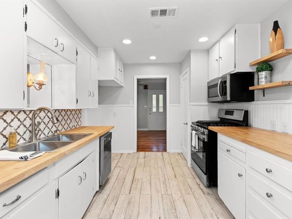 1708 Payne Ave, Austin TX 78757