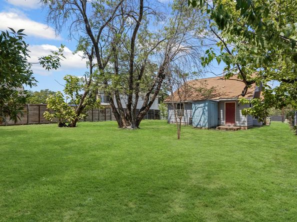 6109 Club TER, Austin TX 78741
