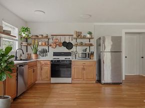 11110 3rd ST, Jonestown TX 78645