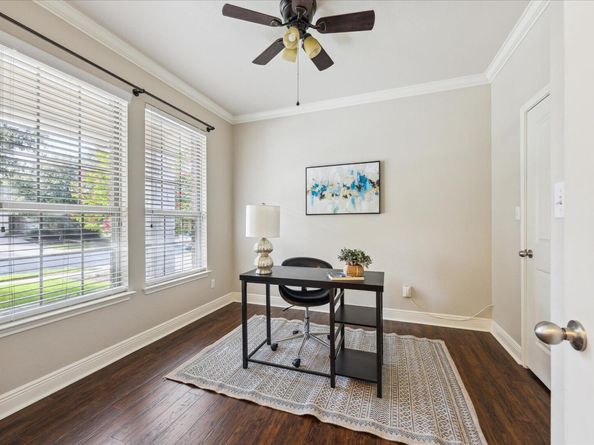 9520 Sydney Marilyn LN, Austin TX 78748