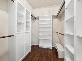 9520 Sydney Marilyn LN, Austin TX 78748