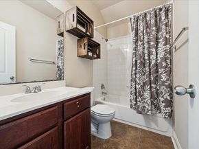 9520 Sydney Marilyn LN, Austin TX 78748