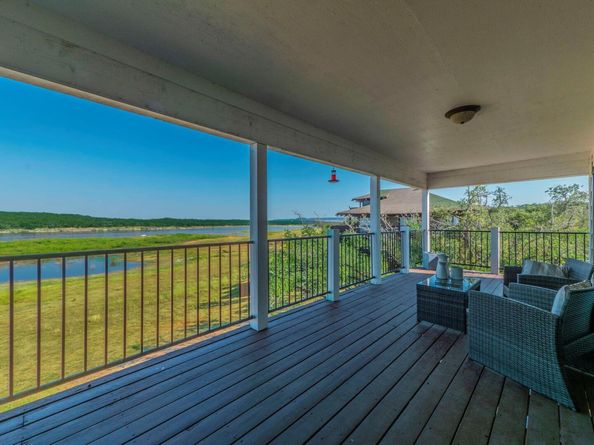 3900 Lake Park CV, Lago Vista TX 78645