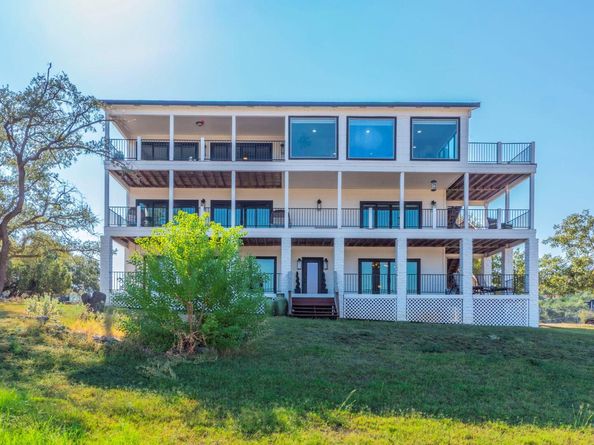 3900 Lake Park CV, Lago Vista TX 78645