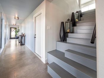 3900 Lake Park CV