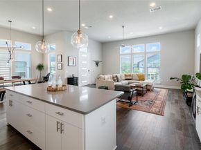 6025 Seville DR, Austin TX 78724