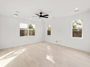 1500 Sylvan Glade 2A, Austin TX 78745