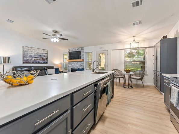 1617 Cattle TRL, Austin TX 78748
