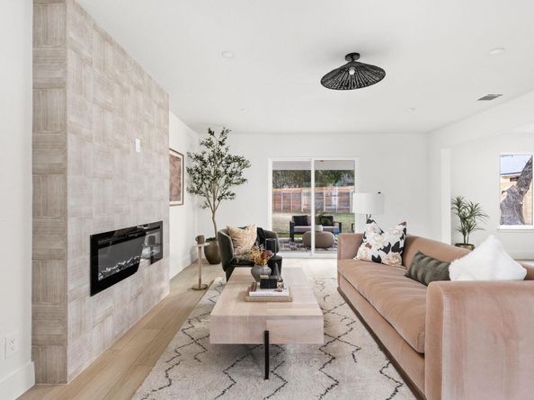 2703 Gettysburg DR, Austin TX 78745