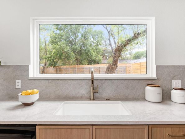 2703 Gettysburg DR, Austin TX 78745