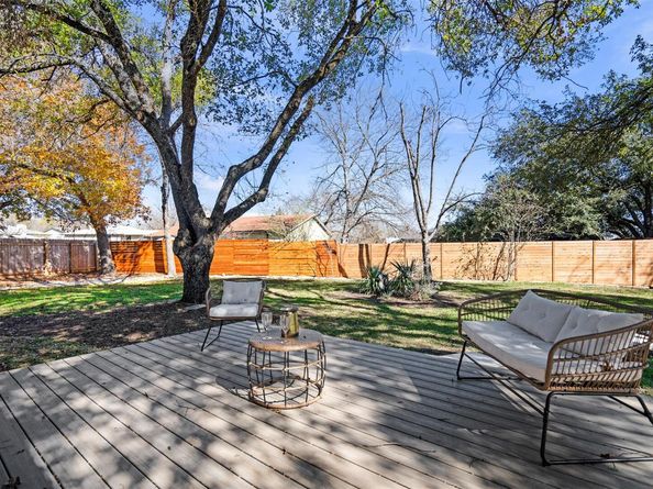 6303 Bexton CIR, Austin TX 78745