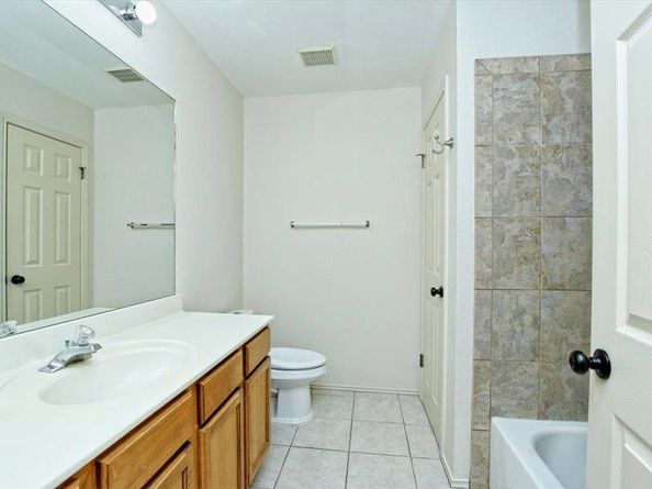 4400 Switch Willo 9, Austin TX 78727