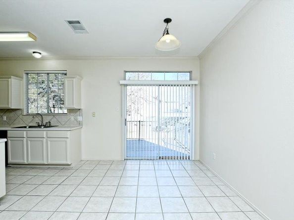 4400 Switch Willo 9, Austin TX 78727