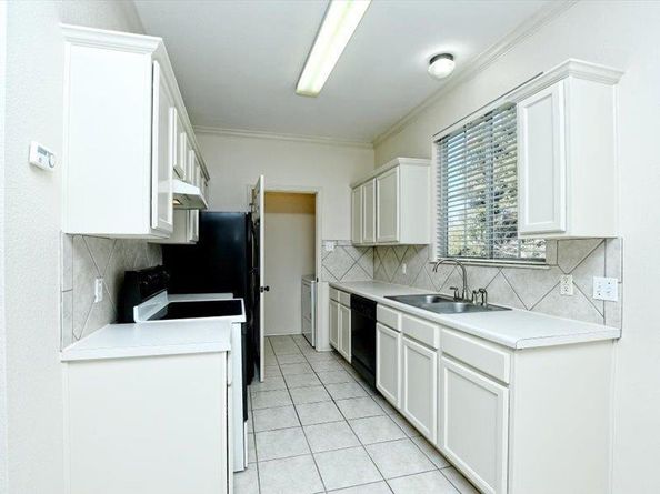 4400 Switch Willo 9, Austin TX 78727