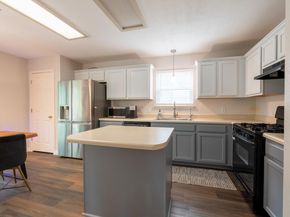 1818 W Pflugerville PKWY, Round Rock TX 78664