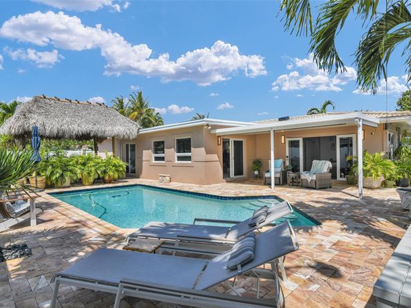 1616 SE 4th St, Deerfield Beach FL 33441