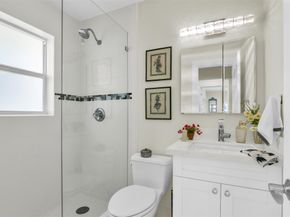 1616 SE 4th St, Deerfield Beach FL 33441