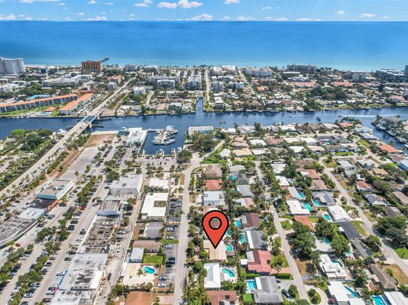 1616 SE 4th St, Deerfield Beach FL 33441