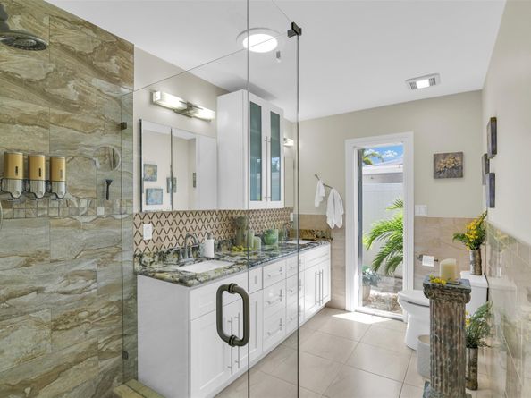 1616 SE 4th St, Deerfield Beach FL 33441