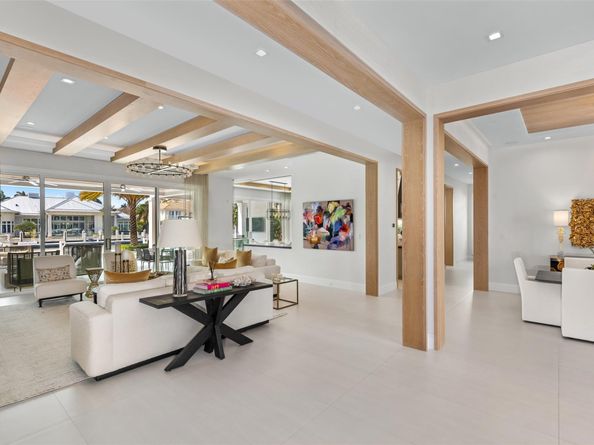 2520 Del Lago Dr, Fort Lauderdale FL 33316