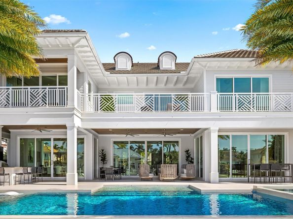 2520 Del Lago Dr, Fort Lauderdale FL 33316