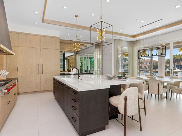 2520 Del Lago Dr, Fort Lauderdale FL 33316