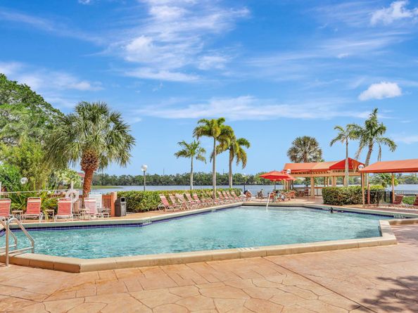 66 Centennial Court, Deerfield Beach FL 33442