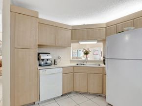 66 Centennial Court, Deerfield Beach FL 33442