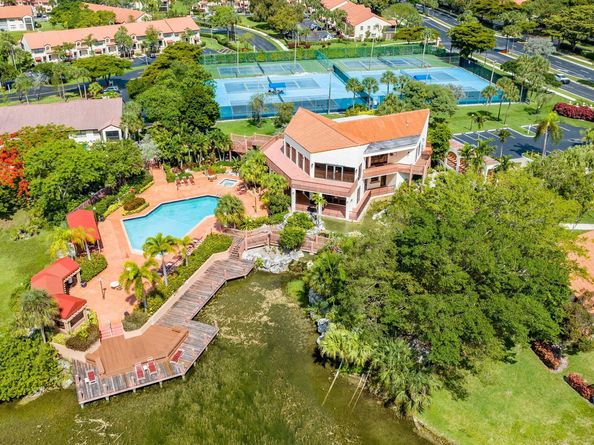 66 Centennial Court, Deerfield Beach FL 33442
