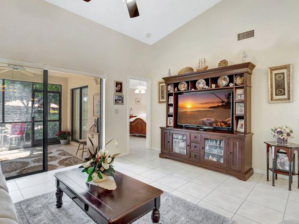 66 Centennial Court, Deerfield Beach FL 33442