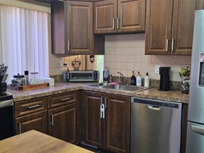 2216 Seagrape Cir, Coconut Creek FL 33066