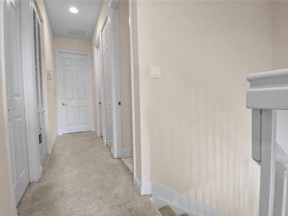 6927 Julia Gardens Dr, Coconut Creek FL 33073