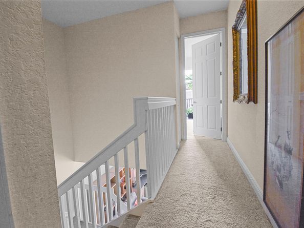 6927 Julia Gardens Dr, Coconut Creek FL 33073