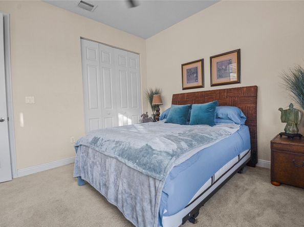 6927 Julia Gardens Dr, Coconut Creek FL 33073