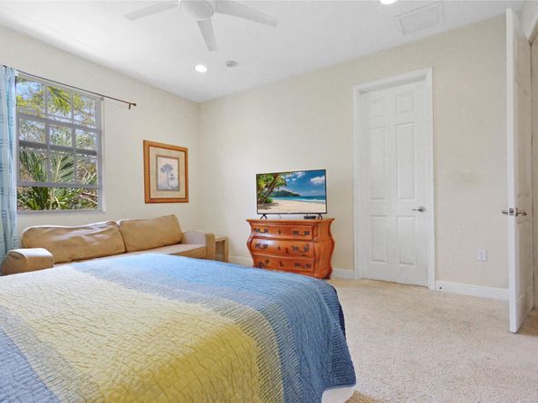 6927 Julia Gardens Dr, Coconut Creek FL 33073