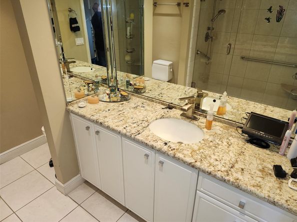 201 Dunwoody Ln 1787, Hollywood FL 33021