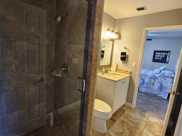 201 Dunwoody Ln 1787, Hollywood FL 33021