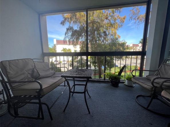 8437 Forest Hills Dr 203, Coral Springs FL 33065