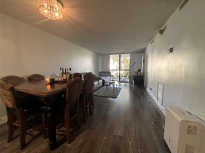 8437 Forest Hills Dr 203, Coral Springs FL 33065