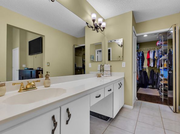 5951 Parkwalk Drive, Boynton Beach FL 33472