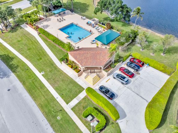 5951 Parkwalk Drive, Boynton Beach FL 33472