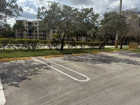8401 Royal Palm Blvd 8401, Coral Springs FL 33065