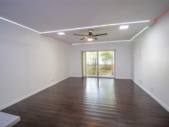 8401 Royal Palm Blvd 8401, Coral Springs FL 33065