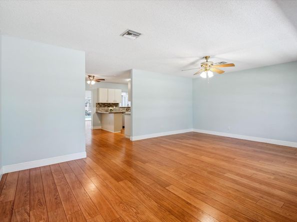 12100 NW 27th Ct, Plantation FL 33323