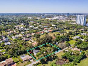12100 NW 27th Ct, Plantation FL 33323