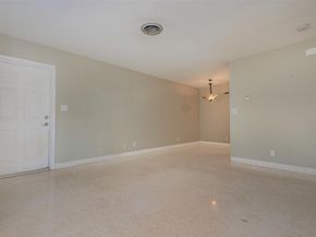 321 SE 1st Ave, Pompano Beach FL 33060