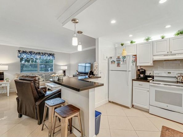 350 Tuscany G, Delray Beach FL 33446